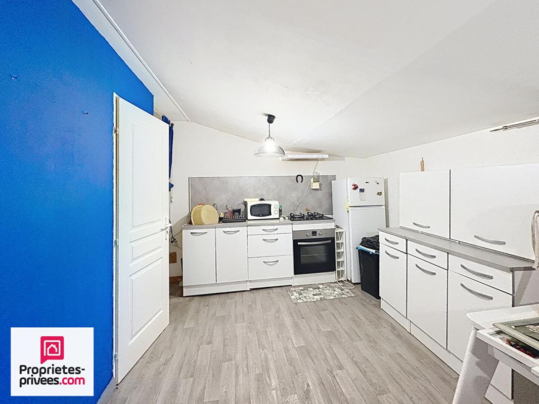 RIANS Rians VILLA sur 1460 m² avec vue sur village 12