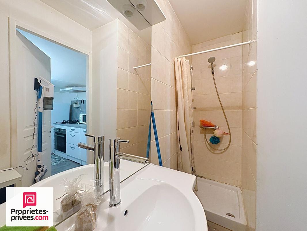RIANS Rians VILLA sur 1460 m² avec vue sur village 13