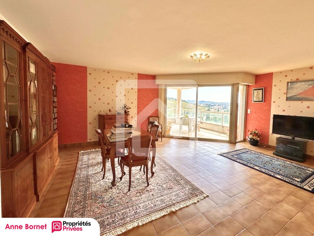 GRASSE Appartement 4 pièces 106 m2, terrasse, balcon, garage fermé, cave 3