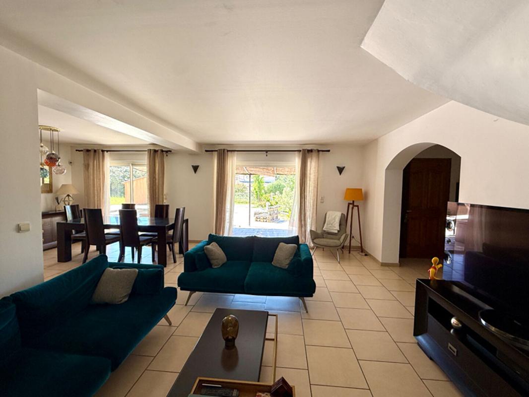 ISTRES Villa secteur du Deven avec piscine et double garage 5