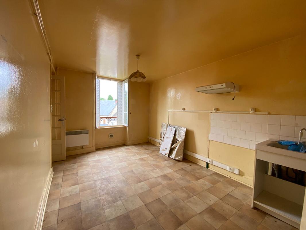 GIAT Maison 300 m² - Jardin - Hangar - Fort potentiel investissement 5