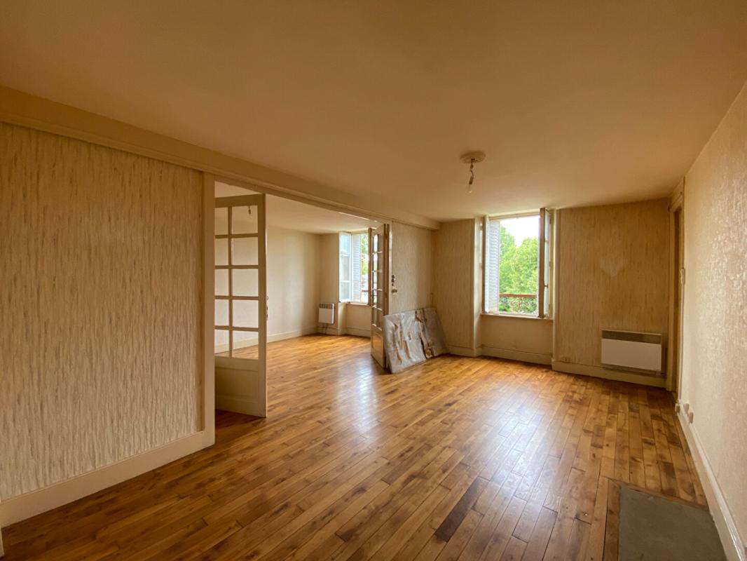 GIAT Maison 300 m² - Jardin - Hangar - Fort potentiel investissement 7