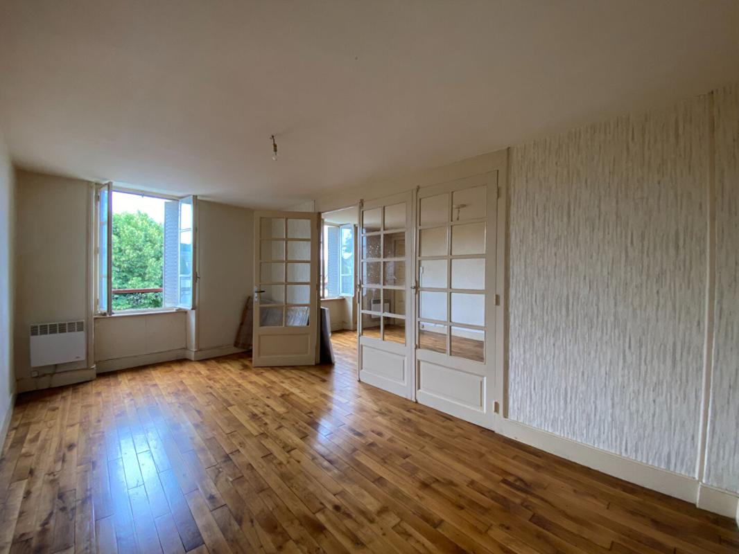 GIAT Maison 300 m² - Jardin - Hangar - Fort potentiel investissement 9