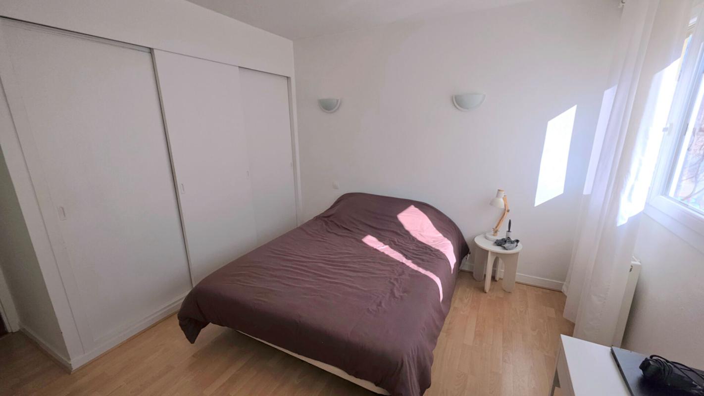 BORDEAUX Ensemble immobilier Bordeaux Appt 3 pièces 58m² et parking 59m² 13
