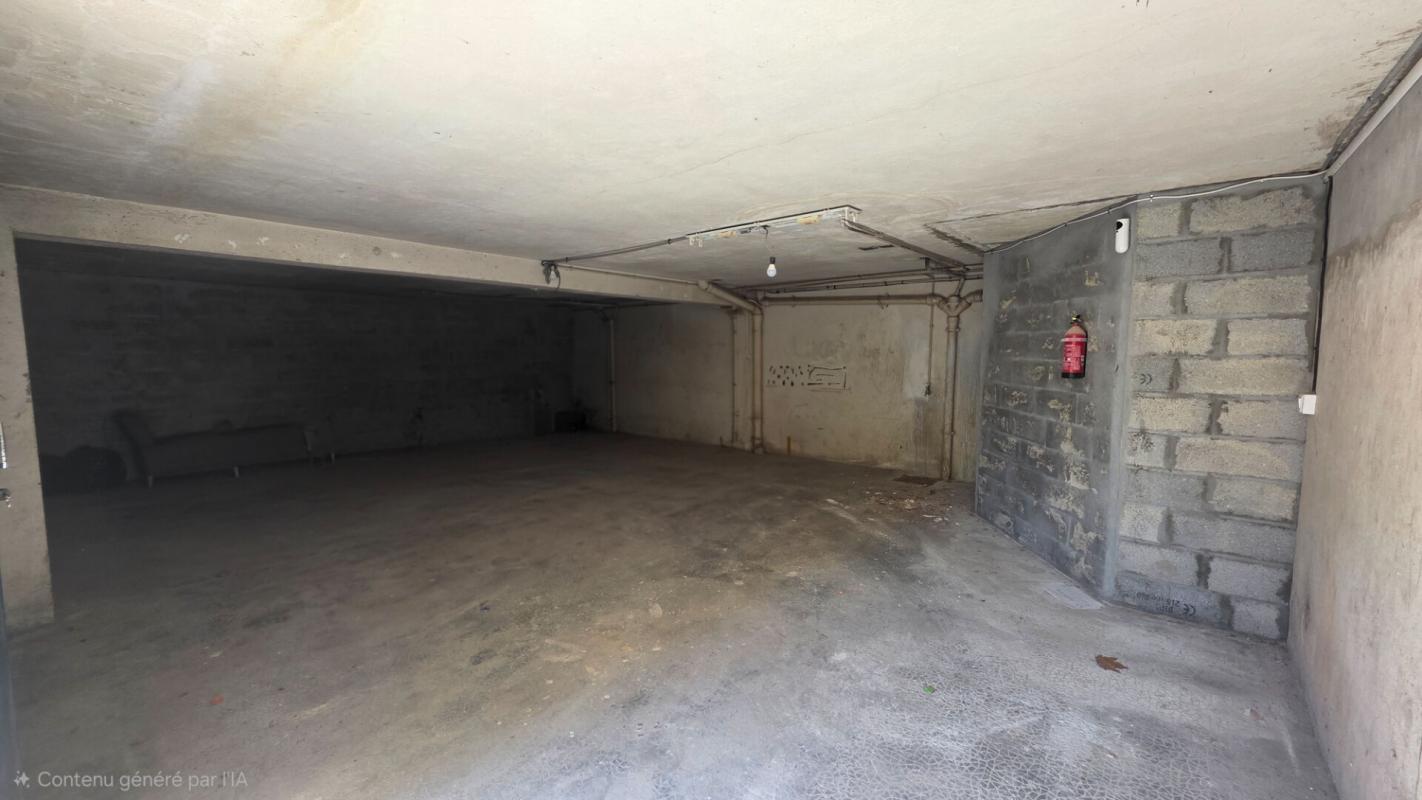 BORDEAUX Ensemble immobilier Bordeaux Appt 3 pièces 58m² et parking 59m² 4
