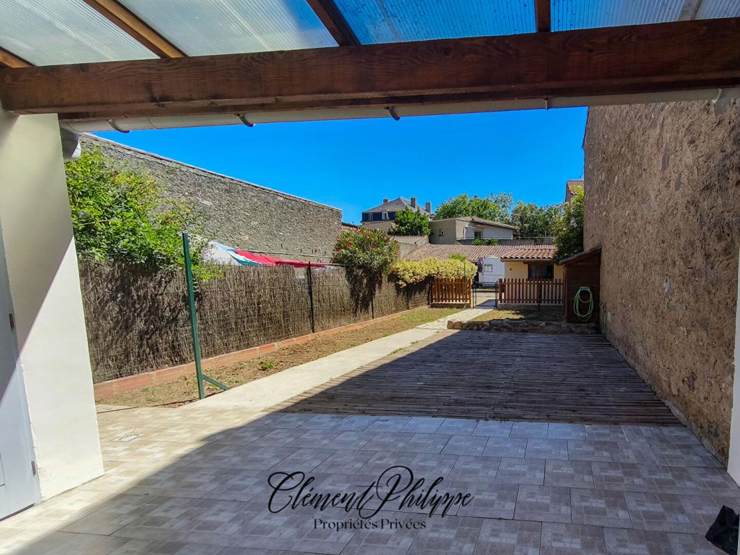 TREBES Capendu - Maison de caractère 136 m² avec double garage et jardin 10
