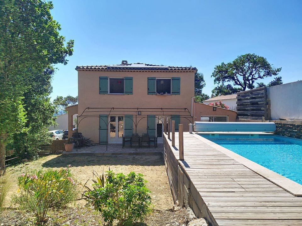 SAINT-MAXIMIN-LA-SAINTE-BAUME Maison Saint Maximin La Sainte Baume 7 pièce(s) 145 m2 17