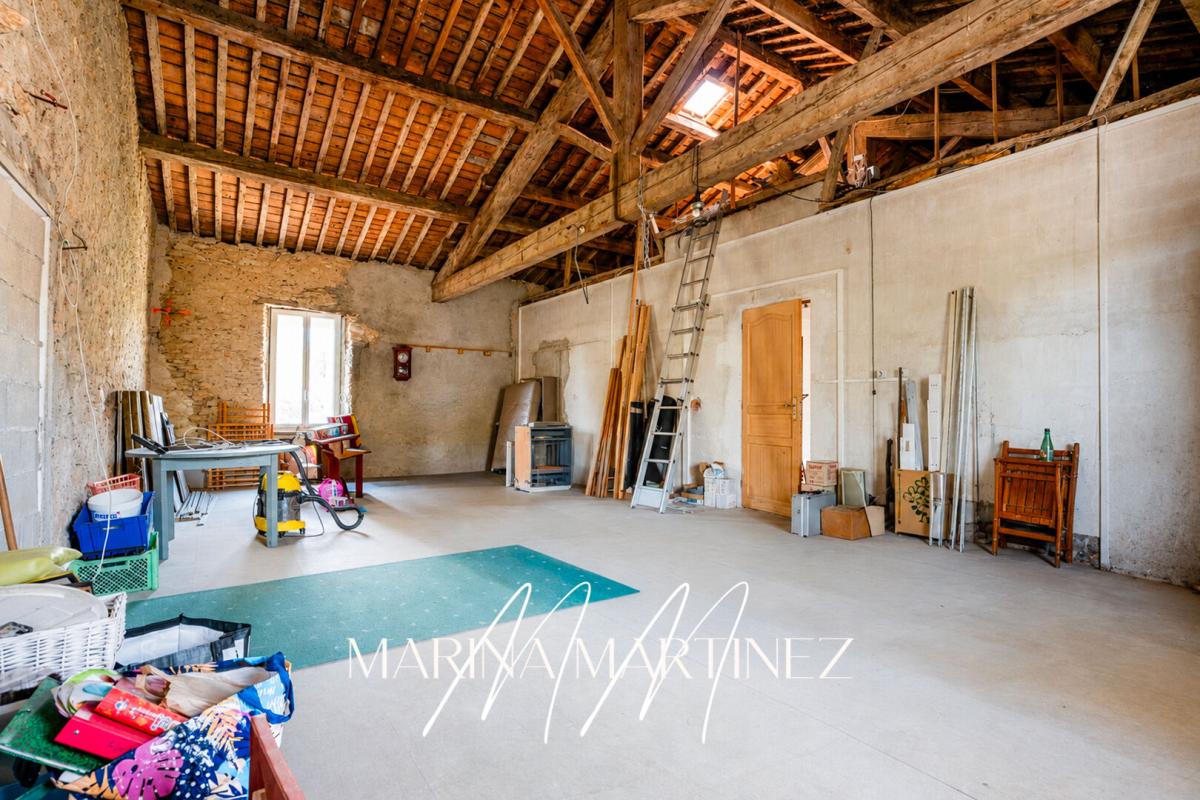 VILLEPINTE Maison de village de caractère de 120m2 avec jardin, garage et fort potentiel d'aménagement supplémentaire - Axe Carcassonne / Castelnaudary 8
