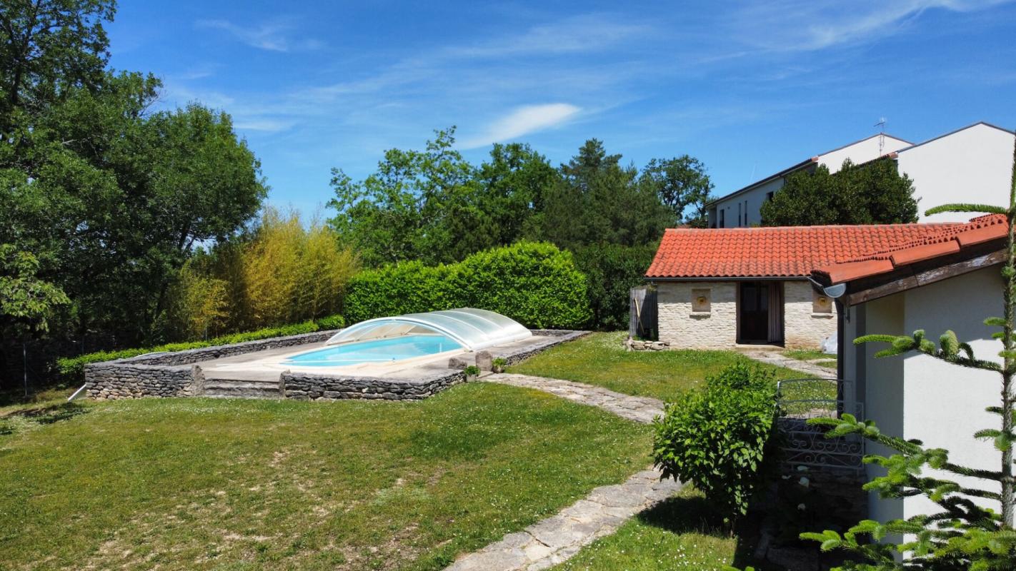TRESPOUX-RASSIELS Maison plain-pied avec piscine, dépendance et double garage à proximité directe de Cahors 13