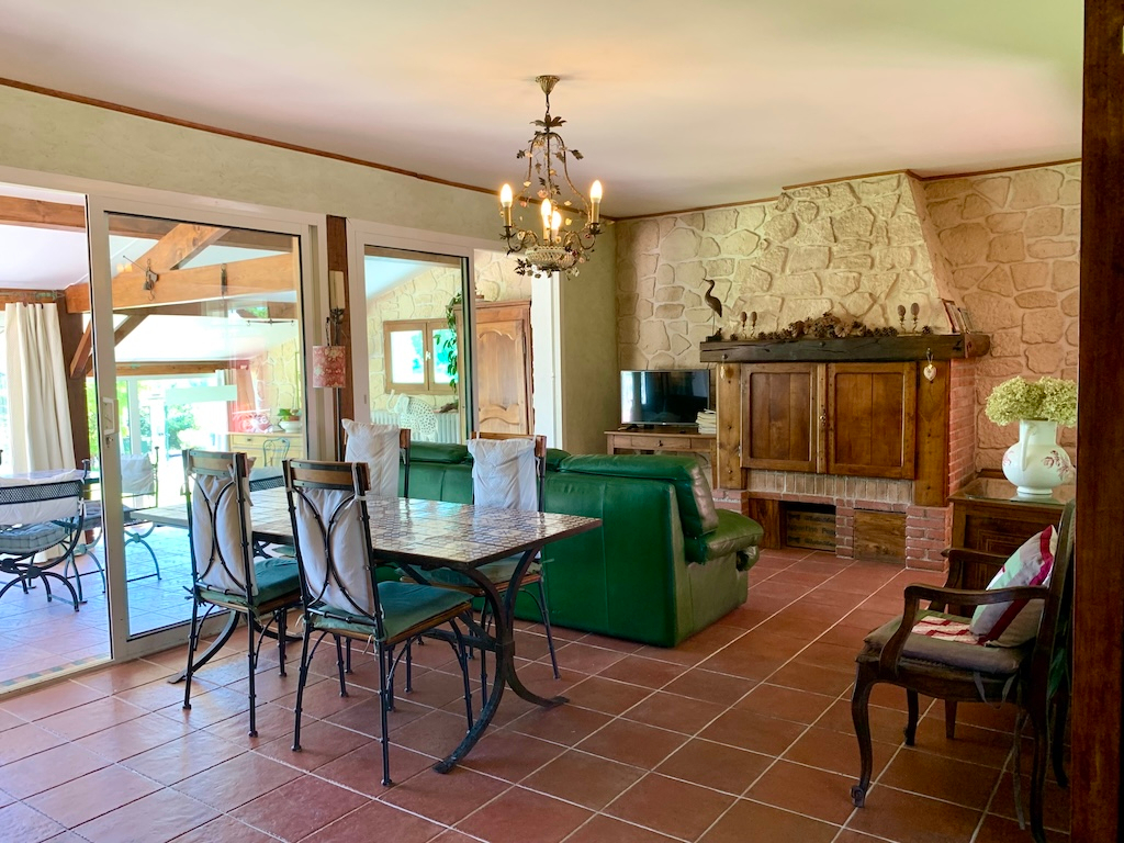 TRESPOUX-RASSIELS Maison plain-pied avec piscine, dépendance et double garage à proximité directe de Cahors 6