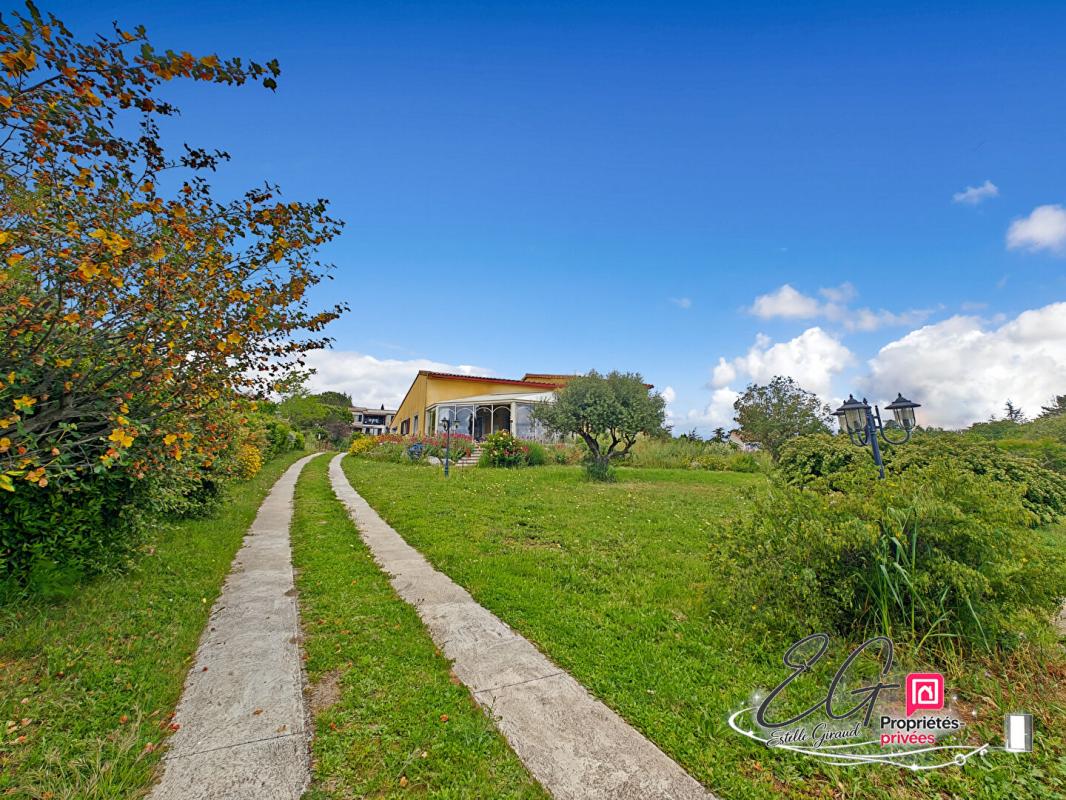 VILLARDONNEL VILLARDONNEL : Villa avec vue panoramique sur les Pyrénées 3