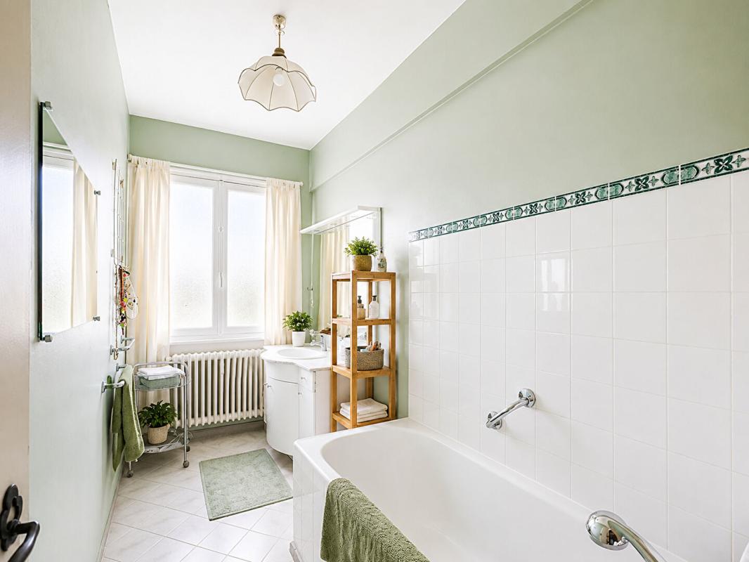 PERIGUEUX A vendre, appartement de type 5 dans l'hyper-centre de Périgueux 24000 5