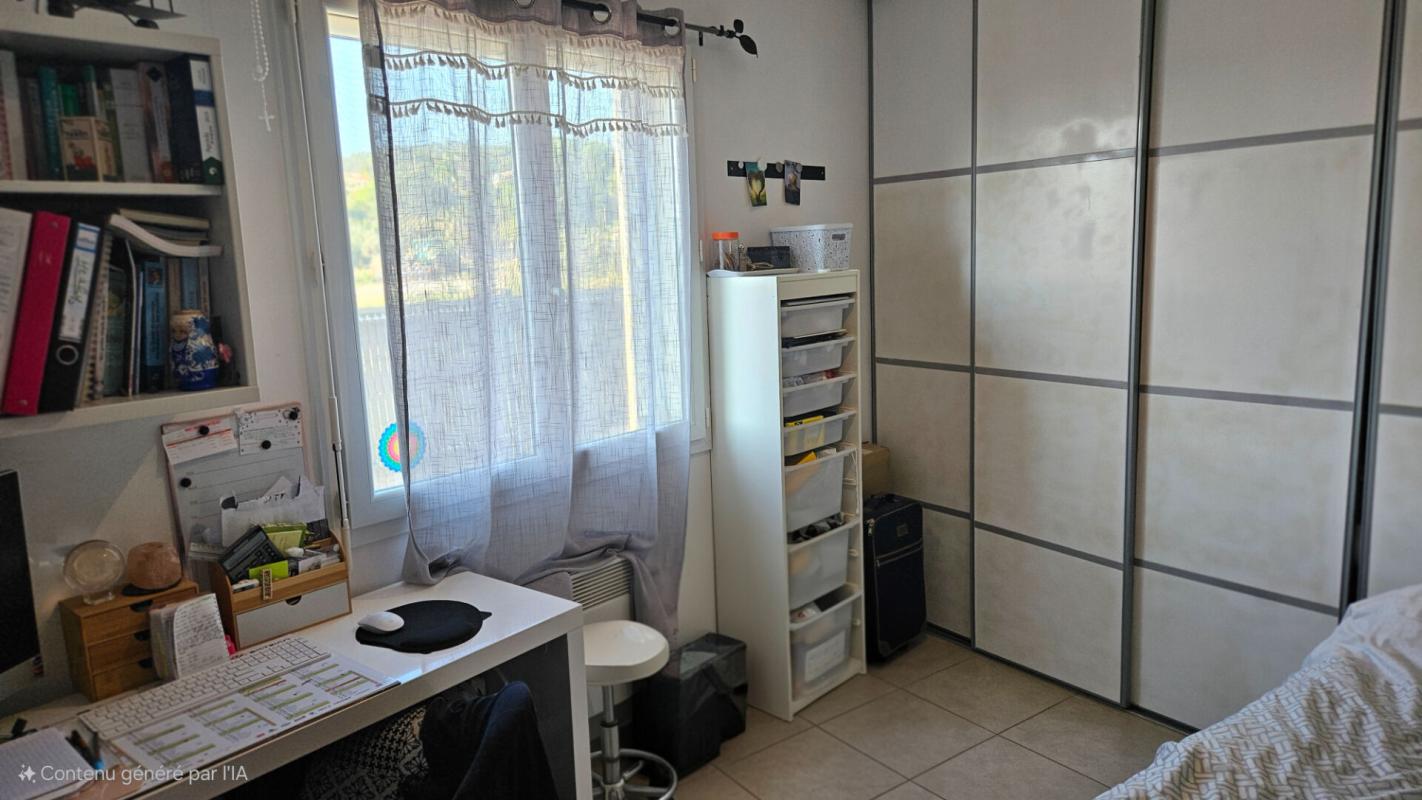 NEBIAN Maison 121 m² piscine, panneaux solaires 6