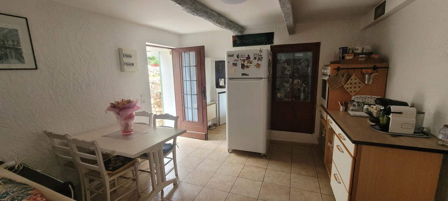 LE LUC LE LUC EN PROVENCE - Maison de village de 82m² avec balcon et véranda 4