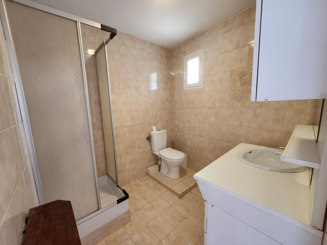 LE LUC LE LUC EN PROVENCE - Maison de village de 82m² avec balcon et véranda 8