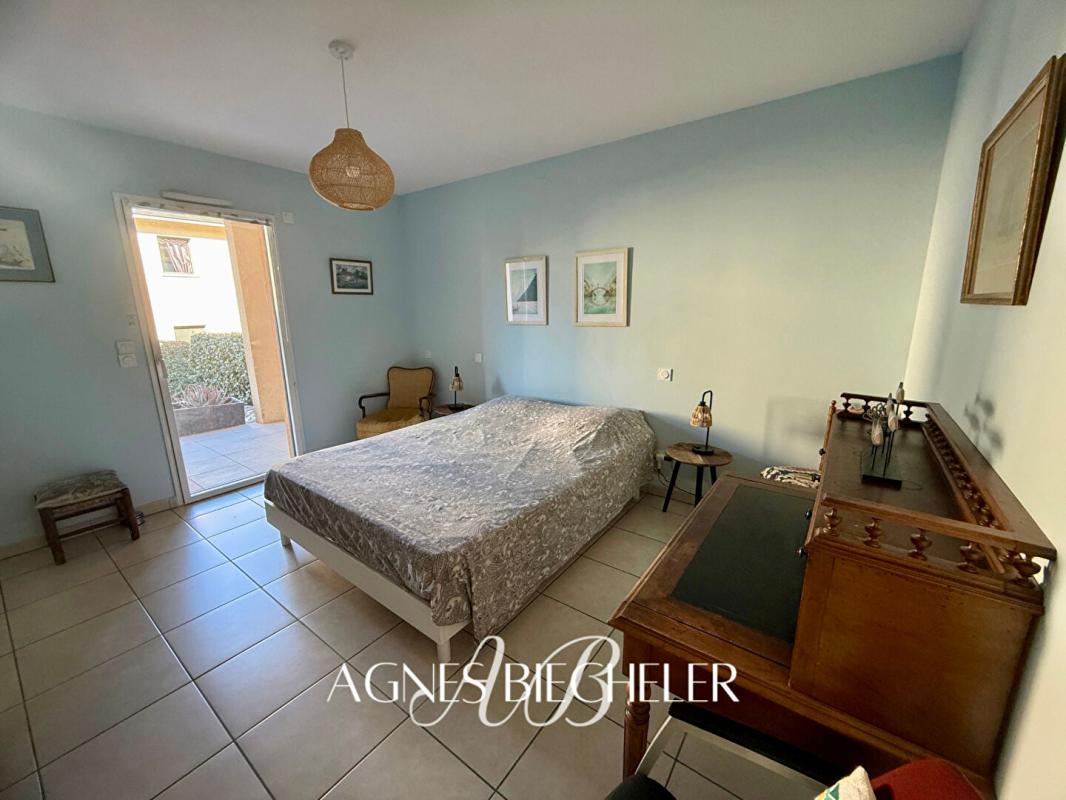 BANYULS-SUR-MER Appartement Banyuls s/mer 3 pièce(s) 94 m2 + garage fermé 12