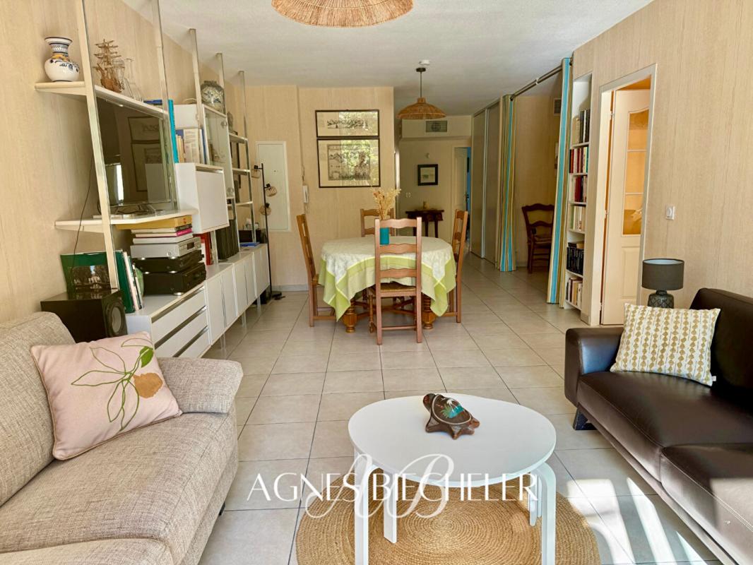 BANYULS-SUR-MER Appartement Banyuls s/mer 3 pièce(s) 94 m2 + garage fermé 6