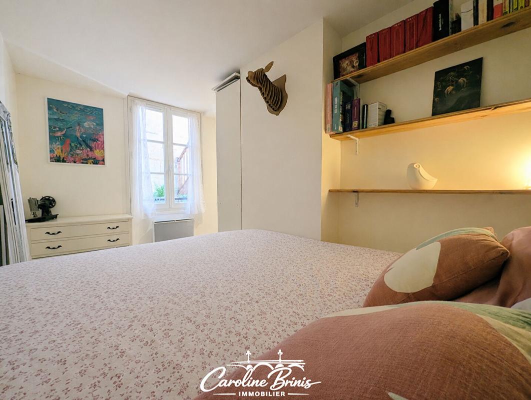BORDEAUX Appartement 2 pièce(s) 34 m2 7
