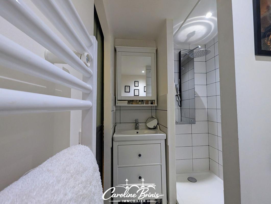 BORDEAUX Appartement 2 pièce(s) 34 m2 8