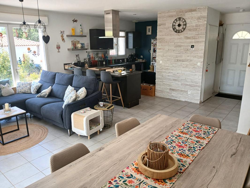 CAMPS-LA-SOURCE Maison T5 de 108 m2 sur 1705m² de terrain au calme - Camps La Source 10