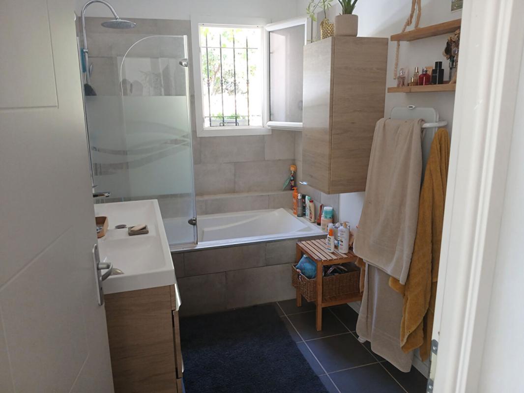 CAMPS-LA-SOURCE Maison T5 de 108 m2 sur 1705m² de terrain au calme - Camps La Source 16