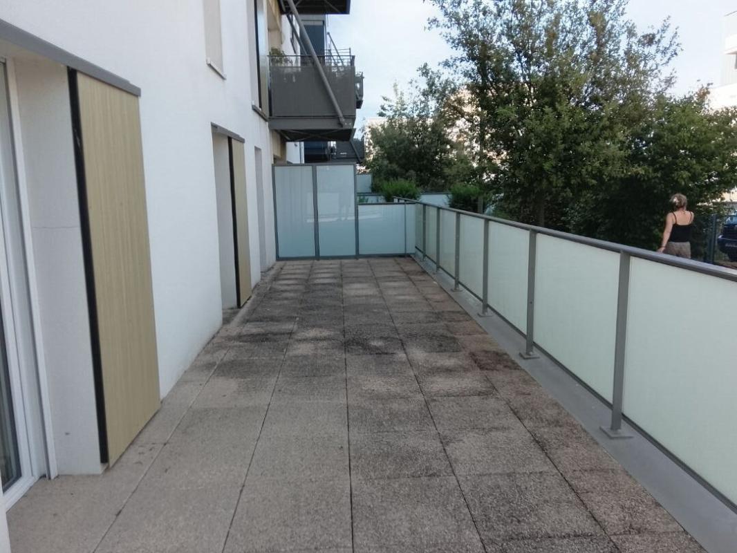 MONTLOUIS-SUR-LOIRE Appartement Montlouis Sur Loire 2 pièce(s) 59 m2 12
