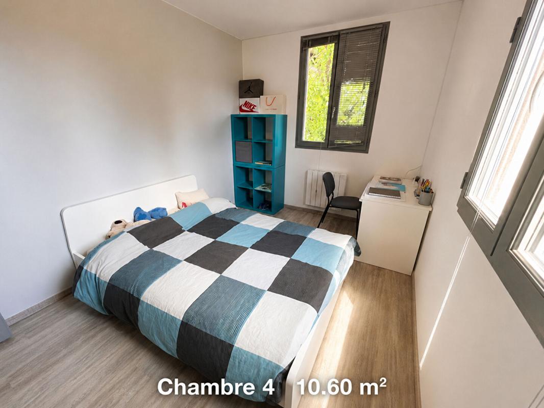 SAVIGNY SAVIGNY, maison 189m2 sur terrain  avec dépendance 11