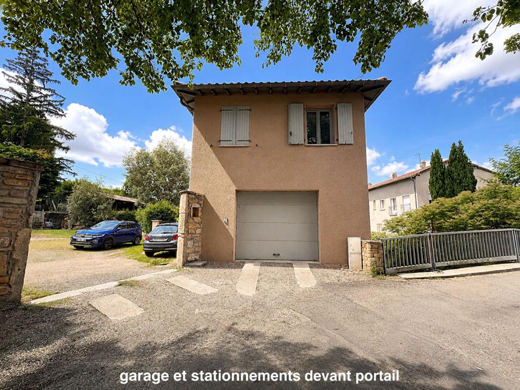 SAVIGNY SAVIGNY, maison 189m2 sur terrain  avec dépendance 18