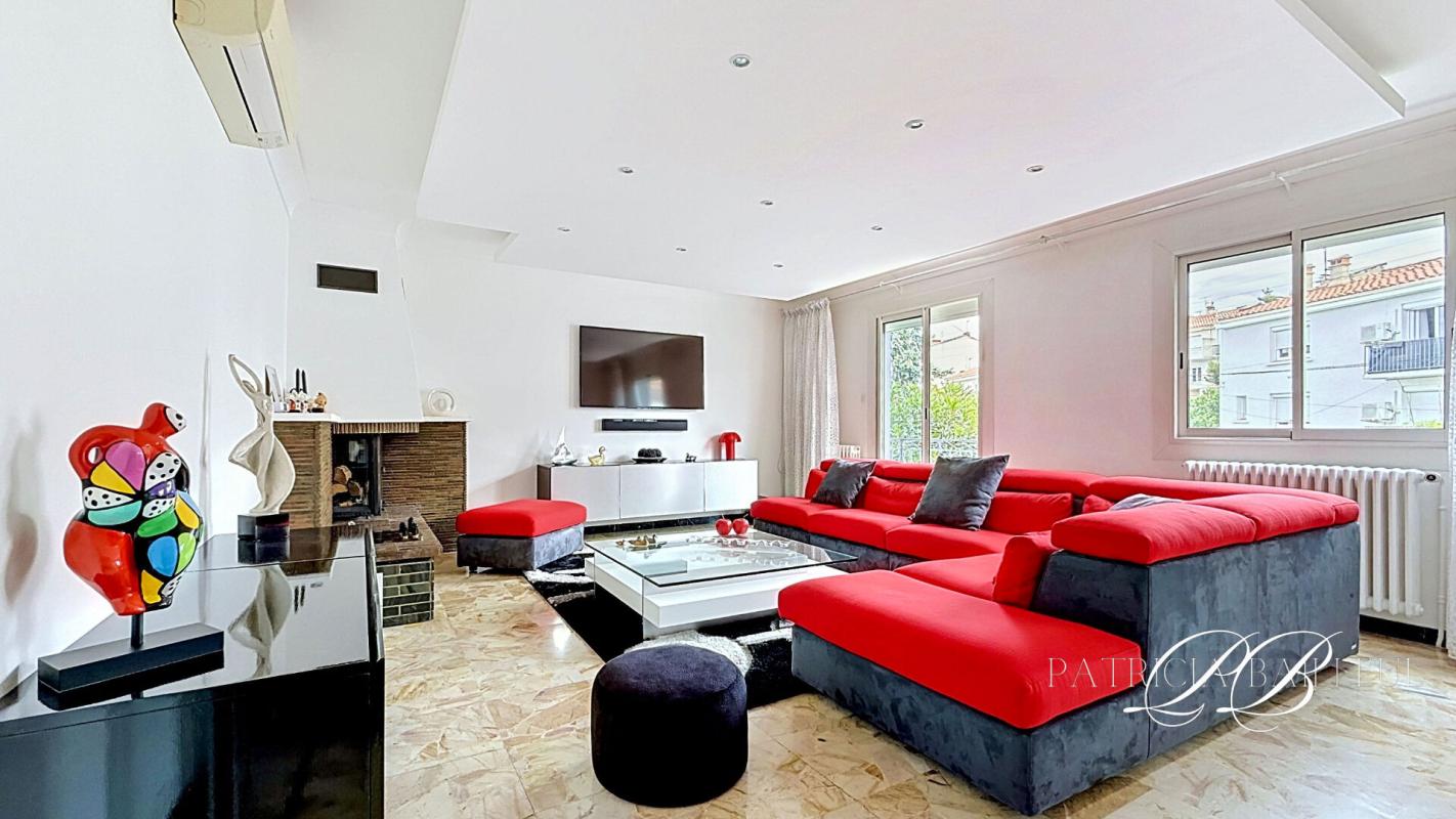 PERPIGNAN Grande maison 260 m2 sur 270 m2 de terrain 2 grands garages - La Lunette 8