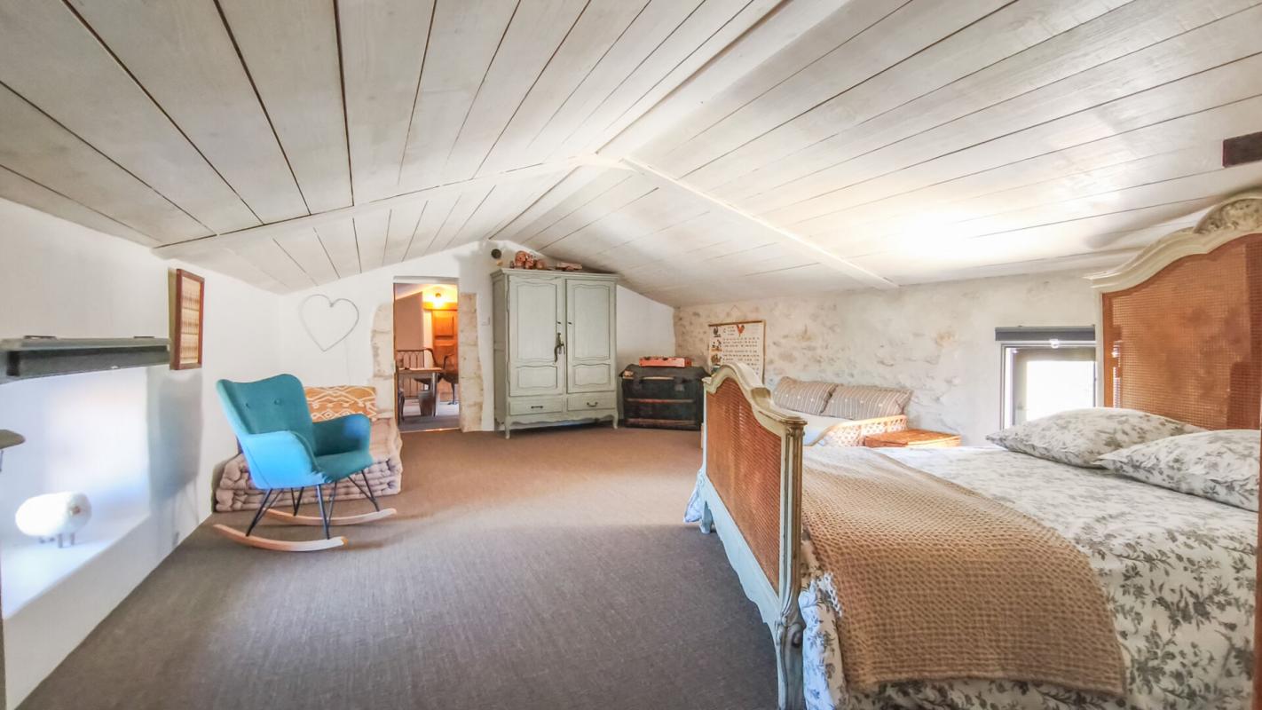 UZES Demeure d'exception de charme 12
