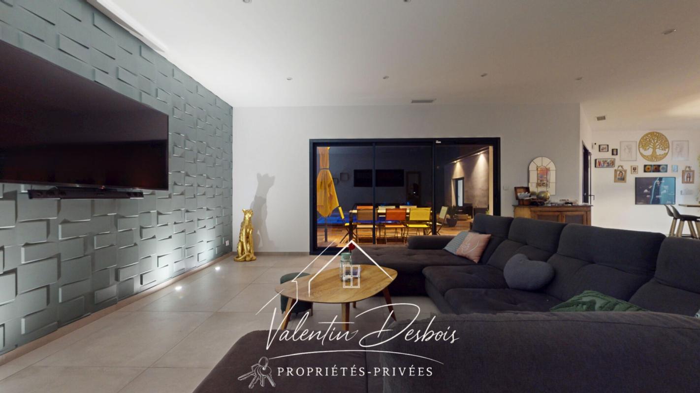 VILLARDONNEL Villa contemporaine 2020 - 170 m² habitables - Piscine chauffée - Double garage 3