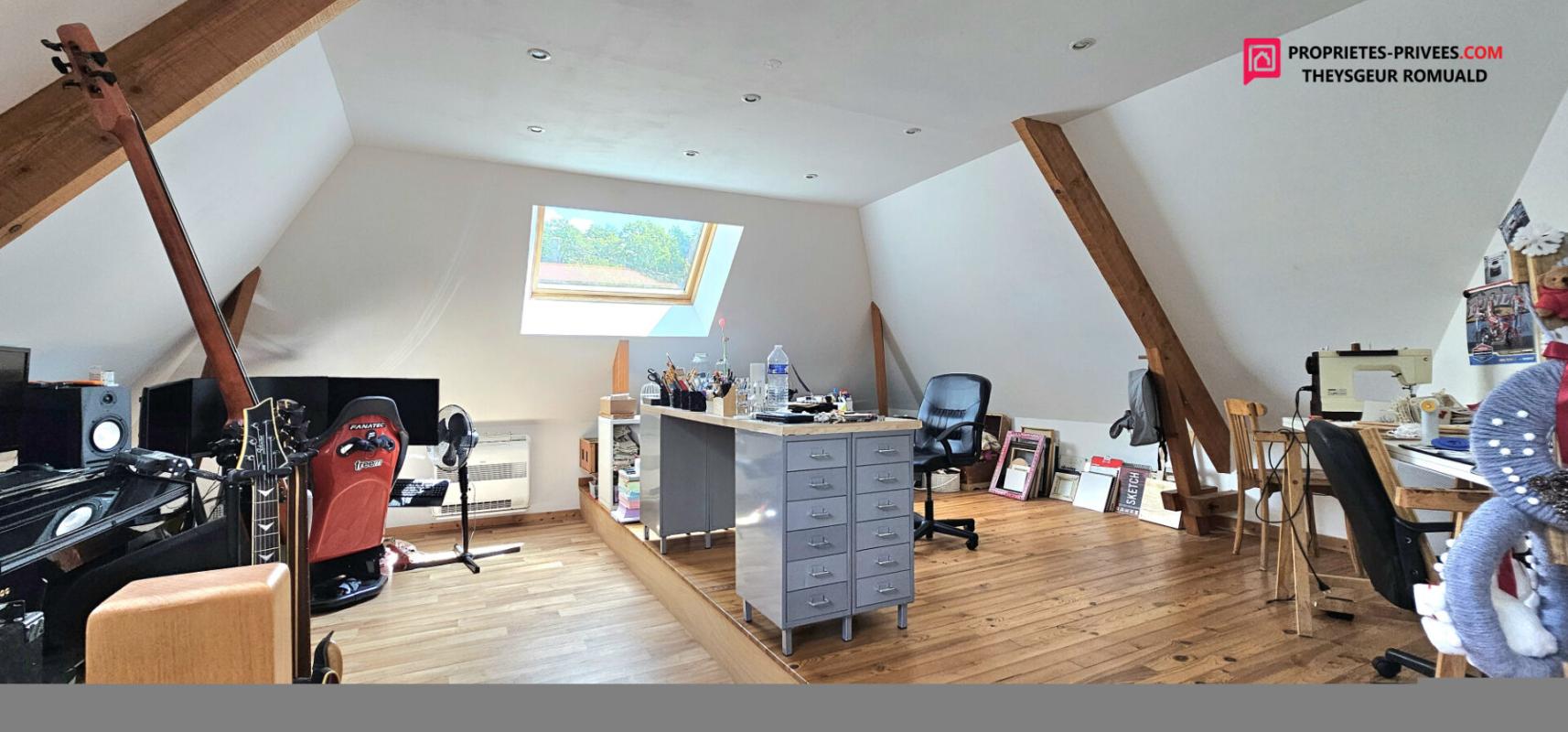 COURTENAY Maison Courtenay 8 pièce(s) 250 m2 14