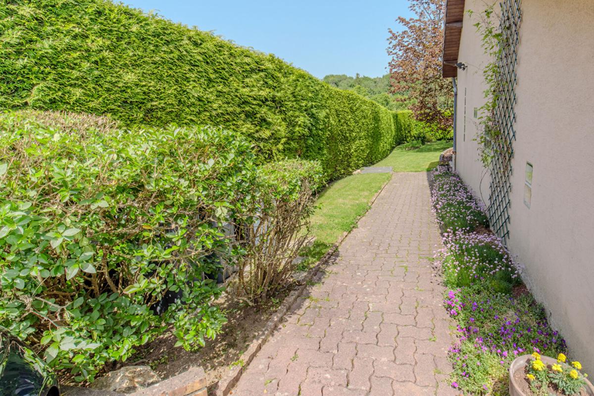 OINVILLE-SUR-MONTCIENT EXCLUSIVITE PROPRIETES-PRIVEES - Maison à vendre au coeur de Oinville-sur-Montcient 2