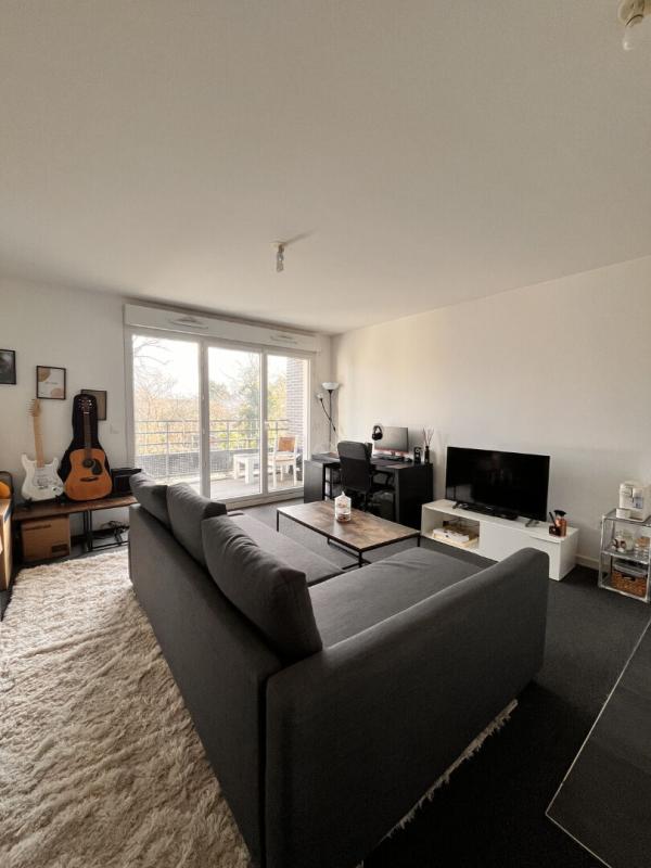 NOISY-LE-GRAND Appartement Noisy Le Grand 1 pièce(s) 32 m2 2
