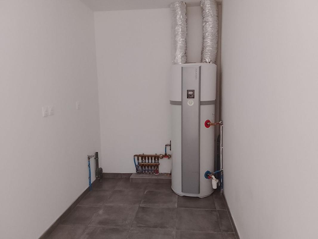 LA PEROUILLE Maison La Perouille 3 pièce(s) 115 m2 15