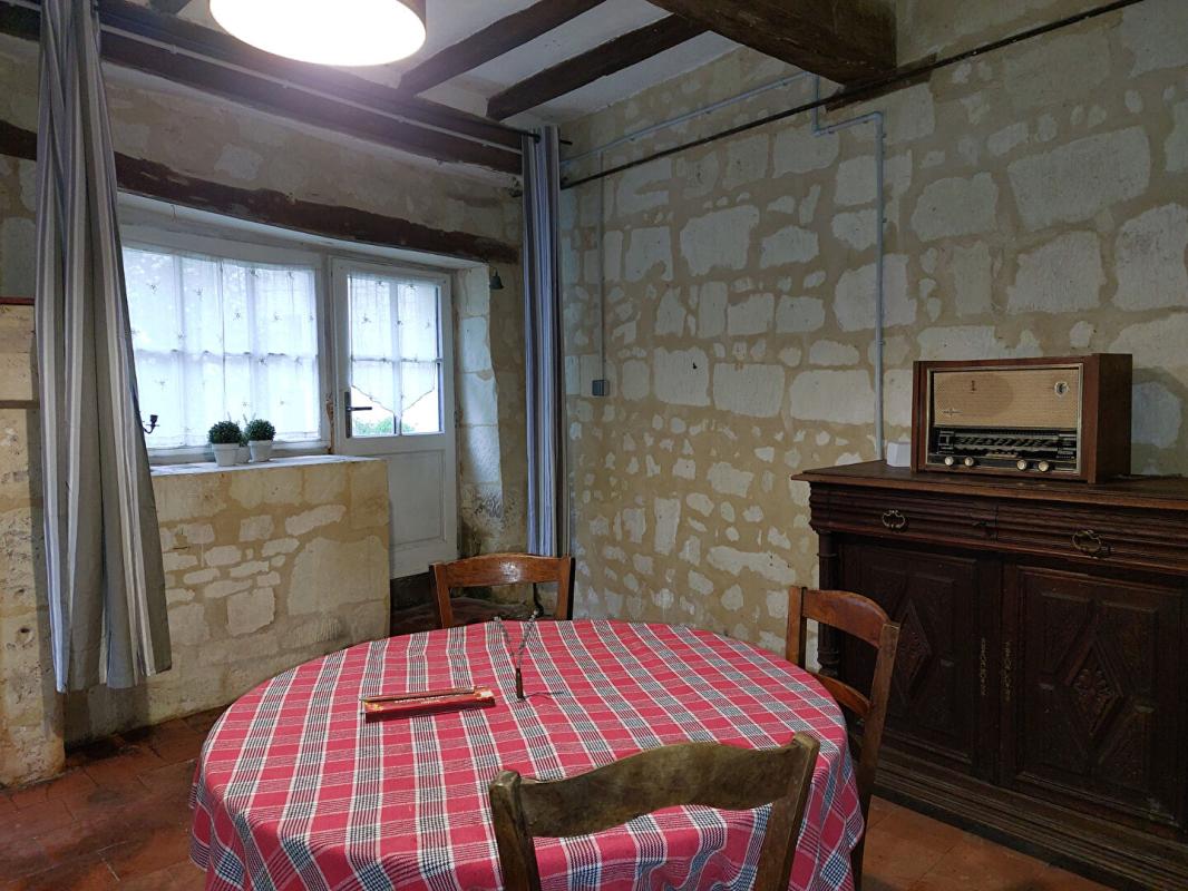 LERNE LERNÉ (37500) - Ensembles de Bâtisses à rénover (315 m2) 5