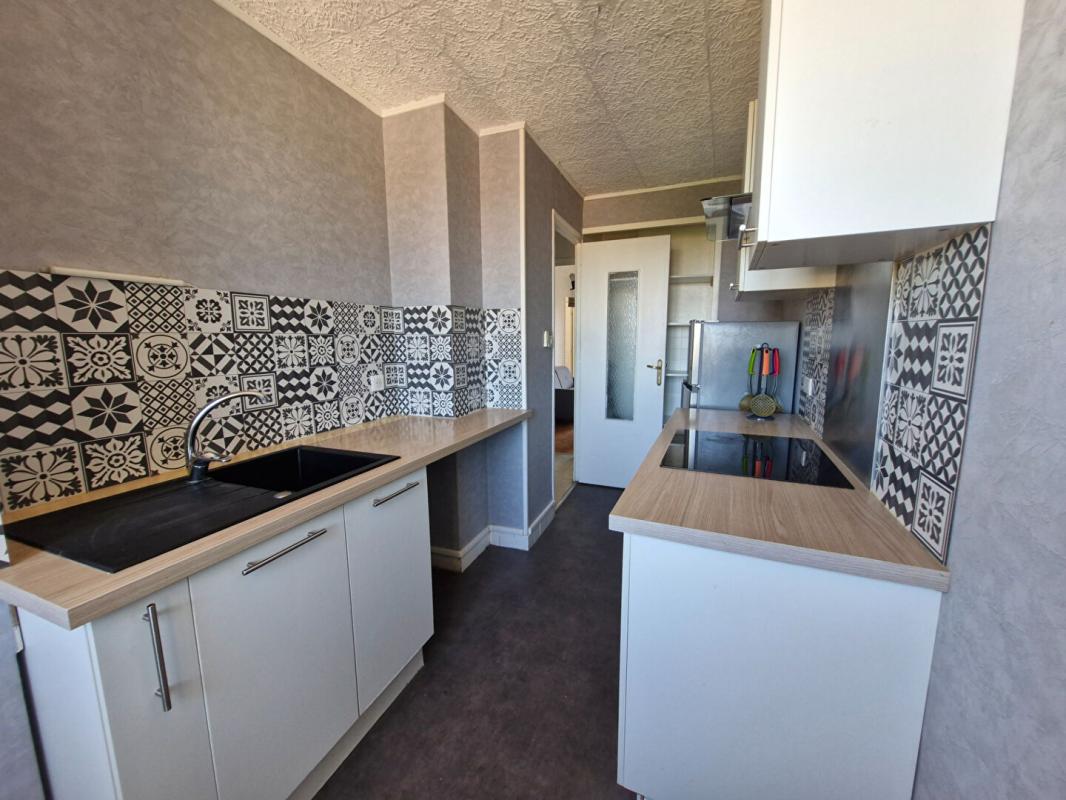 ROANNE ROANNE - APPARTEMENT T3 3