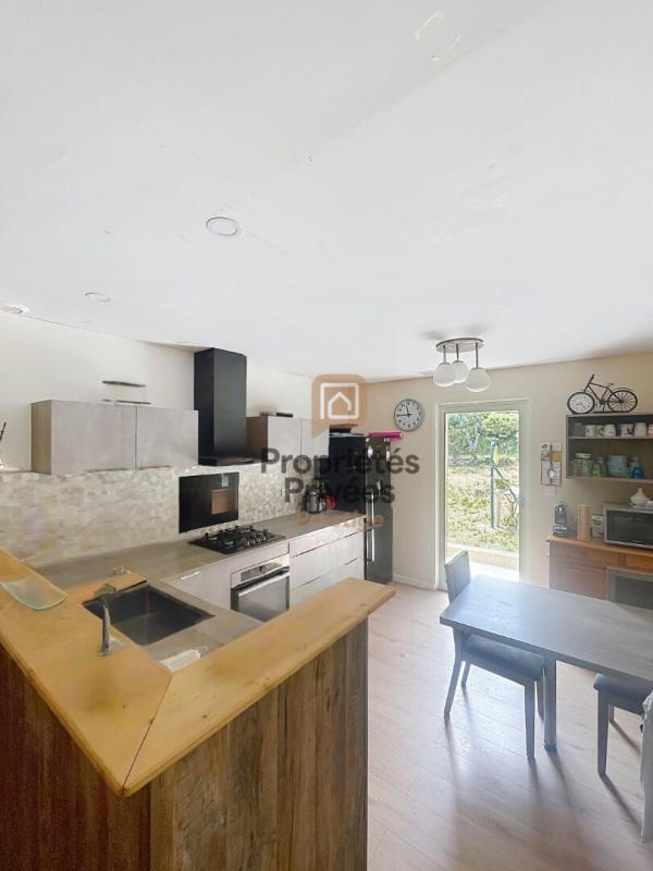 GAREOULT Villa Gareoult 4 pièces 88 m2, Terrain piscinable 2390 m2, Garage, terrasse, cuisine d'été 7