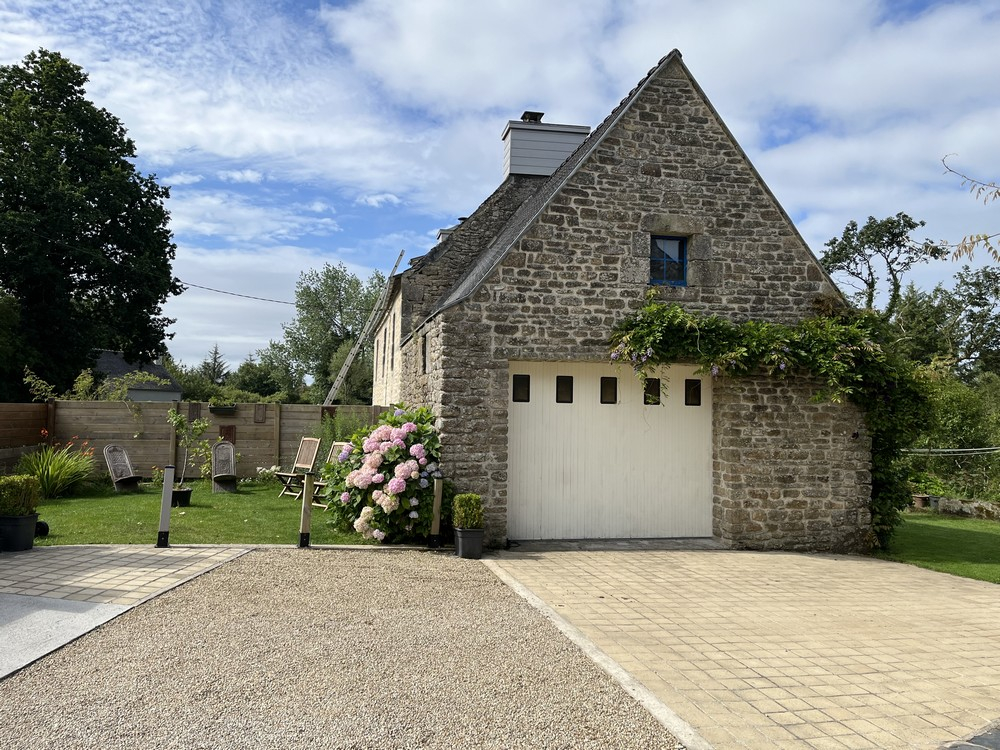 LA FEUILLEE Longère La Feuillee 6 pièce(s) 118 m2 12