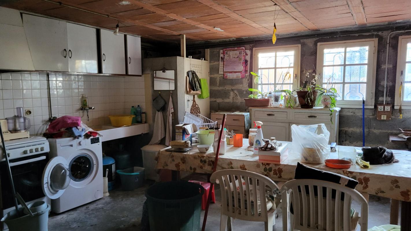 MUSSIDAN Maison 24400 Mussidan 6 pièces 112 m2 sous sol total garage atelier pièce grenier jardin 2350 m² 16