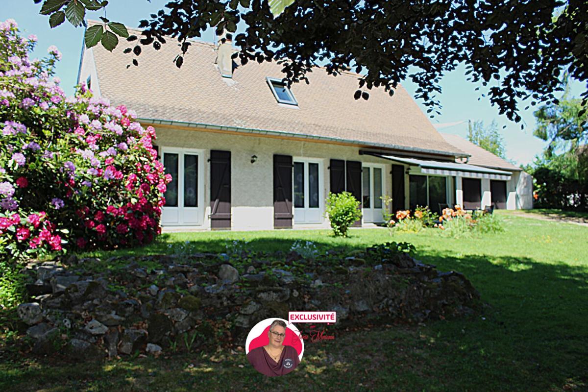 LANOBRE Longère 110 m² avec grand jardin, 3 chambres, grand garage/atelier 1