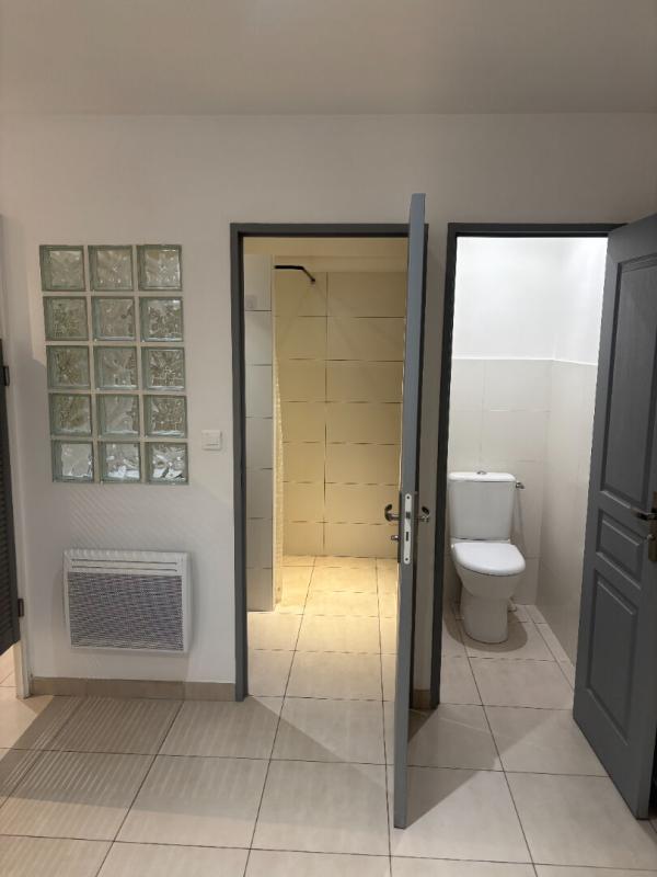 LA ROQUEBRUSSANNE Appartement T1 refait à neuf 9
