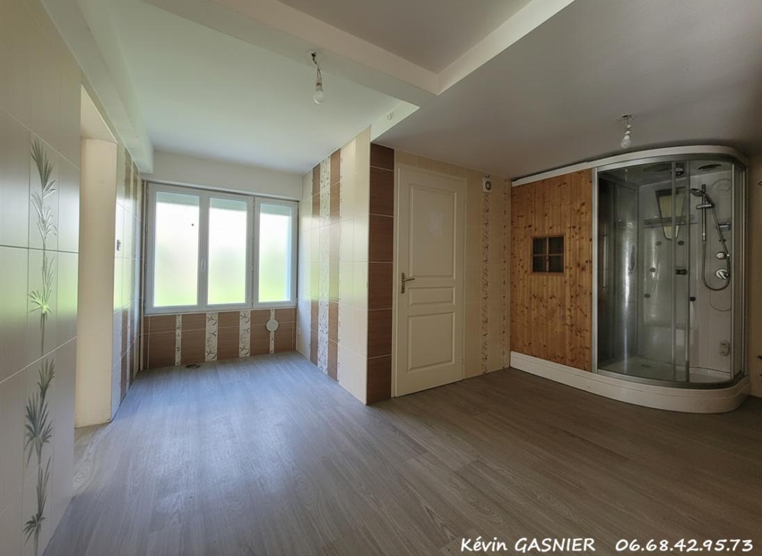 ANGOULEME ANGOULEME (16000) : Maison familiale de 144m2 avec garage et piscine 8