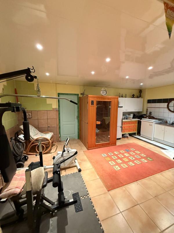 AIRE-SUR-L'ADOUR Maison Aire Sur L Adour 6 pièce(s) 151 m2 13