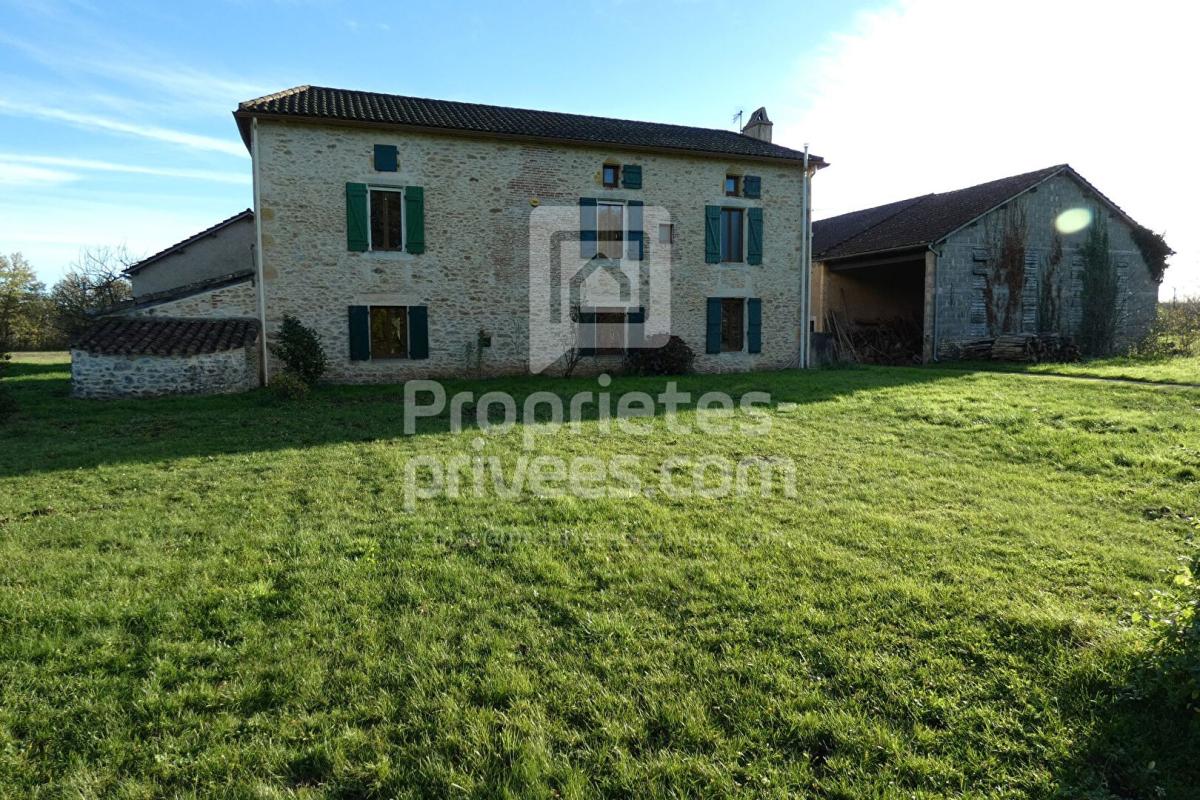 DURAVEL Propriété d'Exception en Pierre avec Piscine et 5 ha, Duravel (46700) 1
