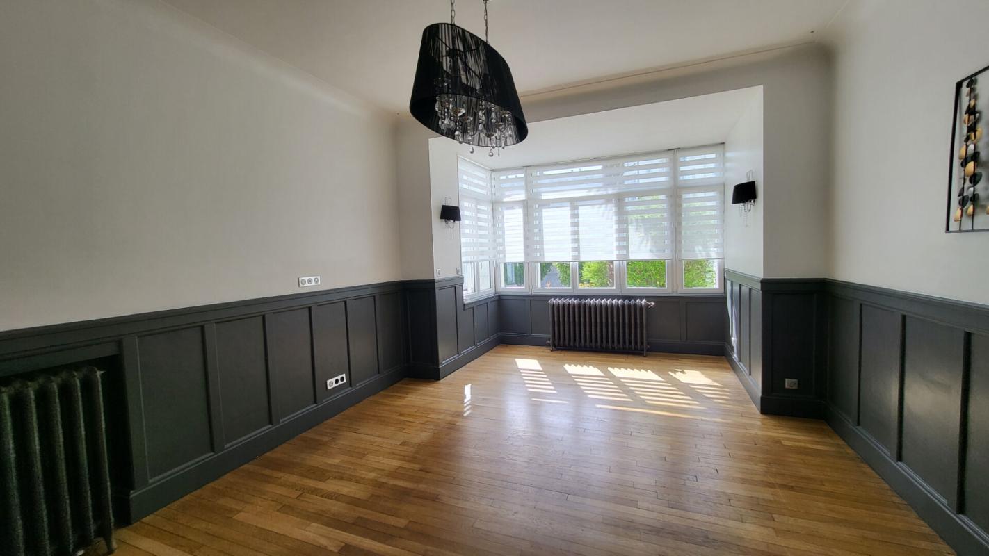 SAINT-QUENTIN Maison de caractère, quartier Remicourt, jardin, grand garage 8