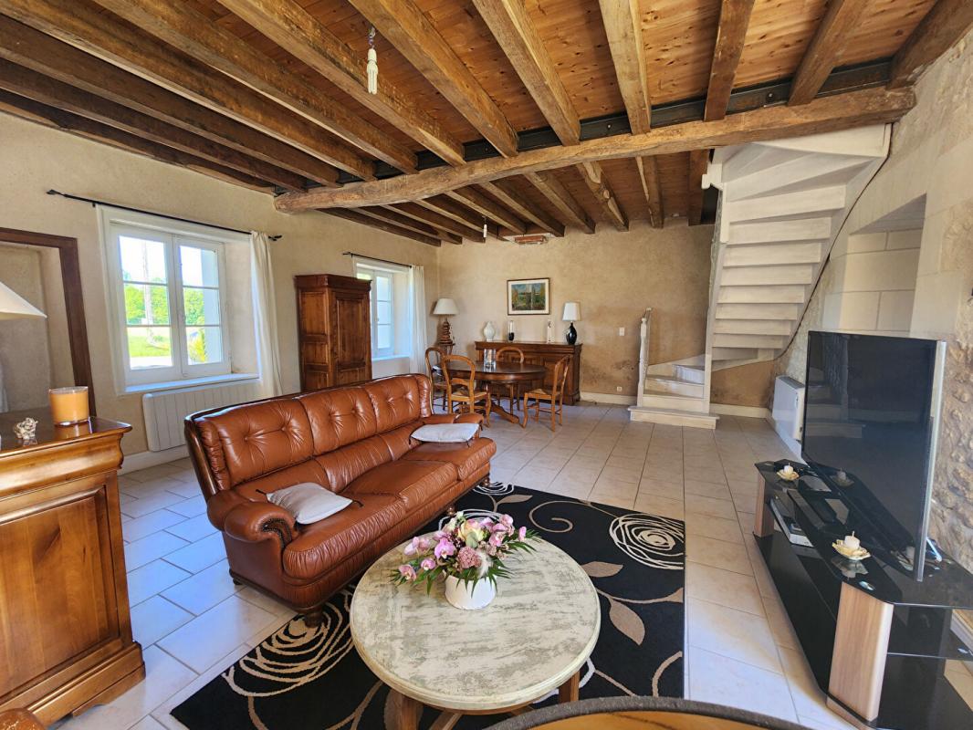 MANTHELAN Maison Manthelan 7 pièce(s) 255 m2 11