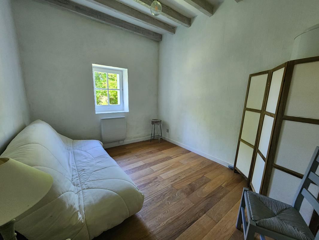 MANTHELAN Maison Manthelan 7 pièce(s) 255 m2 15