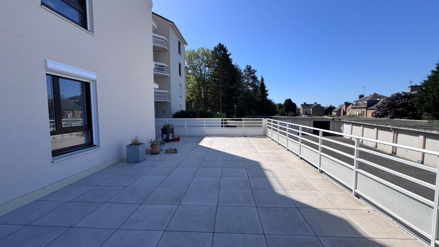 ABBEVILLE Appartement Abbeville 4 pièce(s) 78 m2 exclusivité 11