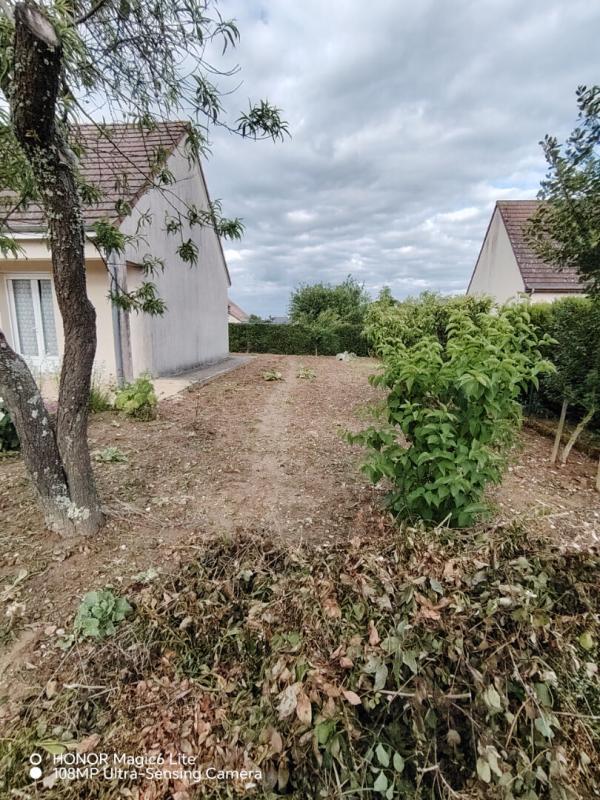 MONDOUBLEAU pavillon de plain pied dans secteur très calme et proche commodités 7